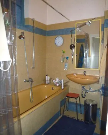 Mobliertes Sendling, 20 Min. Oder 4,4 Km Vom Zentrum Homestay